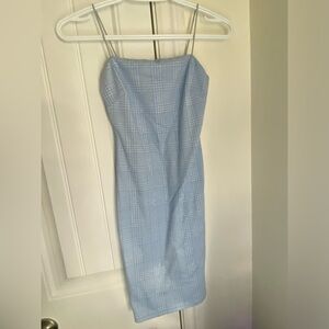 Envy striped blue dress, it’s tight, very nice on curves